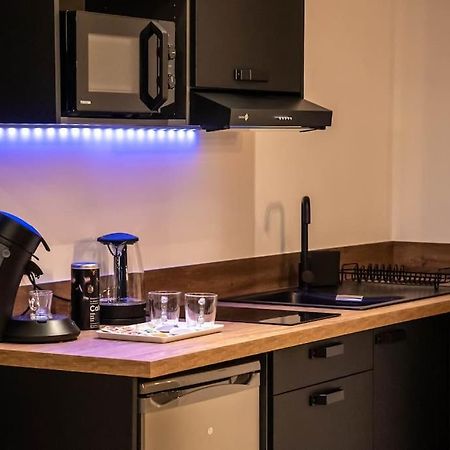 Blue Night - Jacuzzi - Bord De Seine Apartment Corbeil-Essonnes Ngoại thất bức ảnh